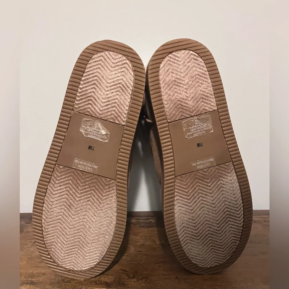 G by Guess Tan Fur-Lined Winter Boots